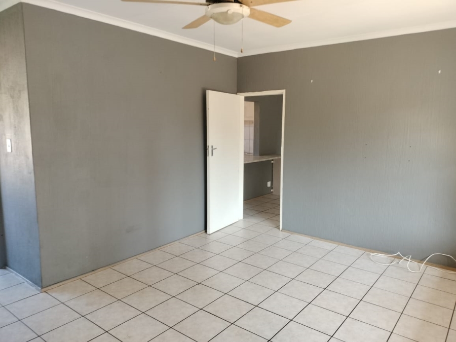 3 Bedroom Property for Sale in Hesteapark Gauteng