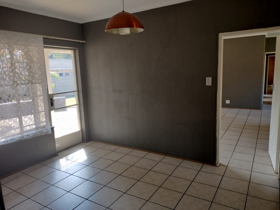 3 Bedroom Property for Sale in Hesteapark Gauteng
