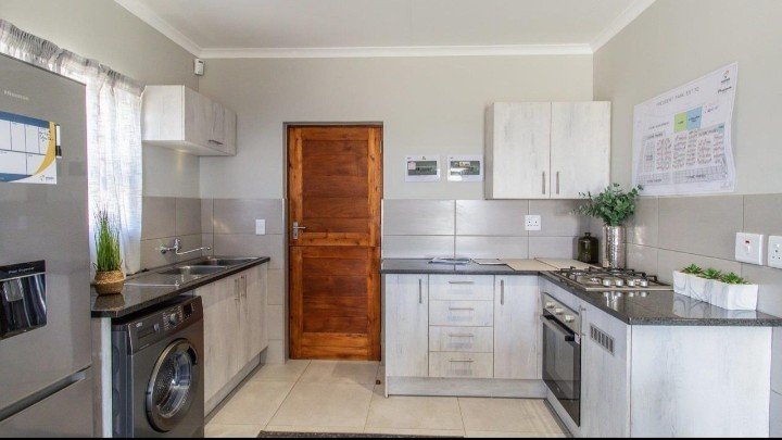 3 Bedroom Property for Sale in Crystal Park Gauteng