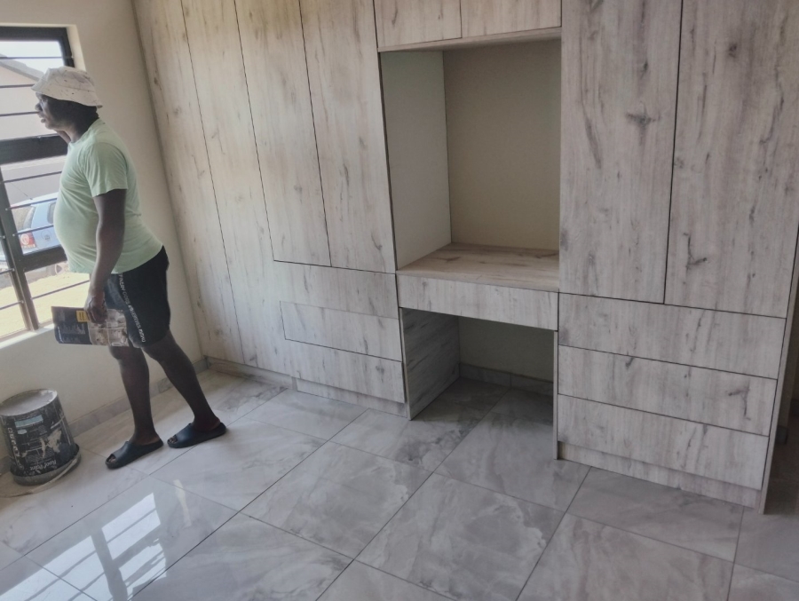 3 Bedroom Property for Sale in Crystal Park Gauteng