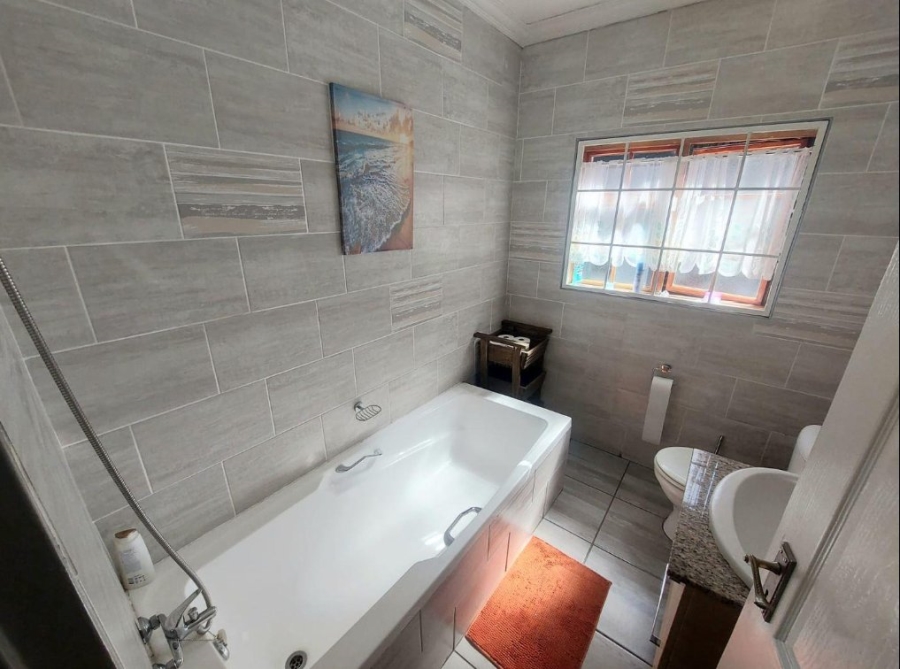 4 Bedroom Property for Sale in Primrose Gauteng