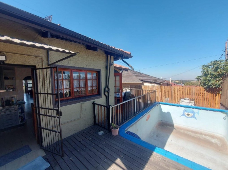 4 Bedroom Property for Sale in Primrose Gauteng