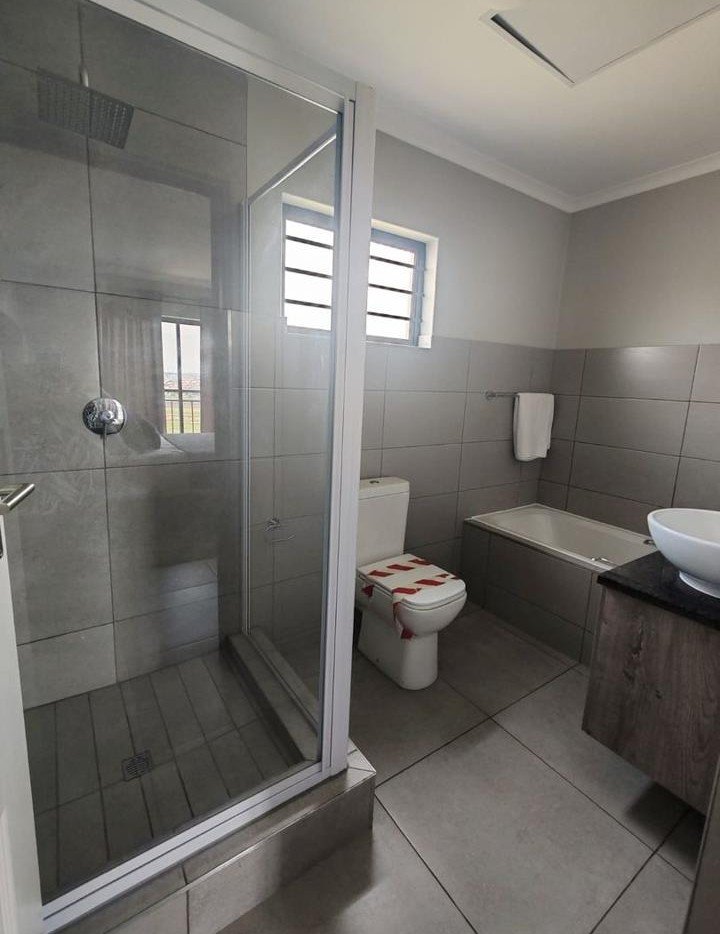 2 Bedroom Property for Sale in Selcourt Gauteng