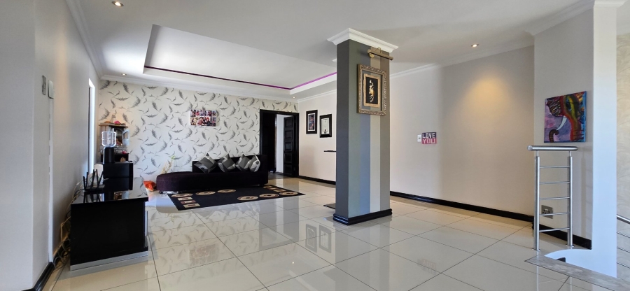 4 Bedroom Property for Sale in Aspen Hills Gauteng