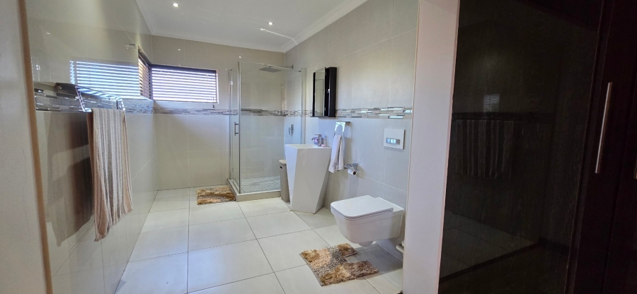 4 Bedroom Property for Sale in Aspen Hills Gauteng