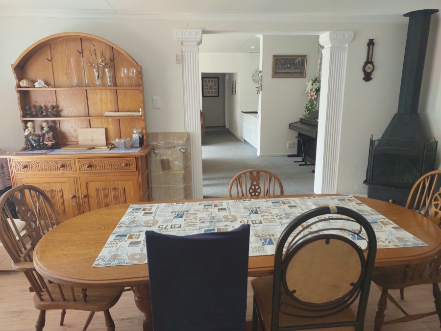 2 Bedroom Property for Sale in Bartlett Gauteng