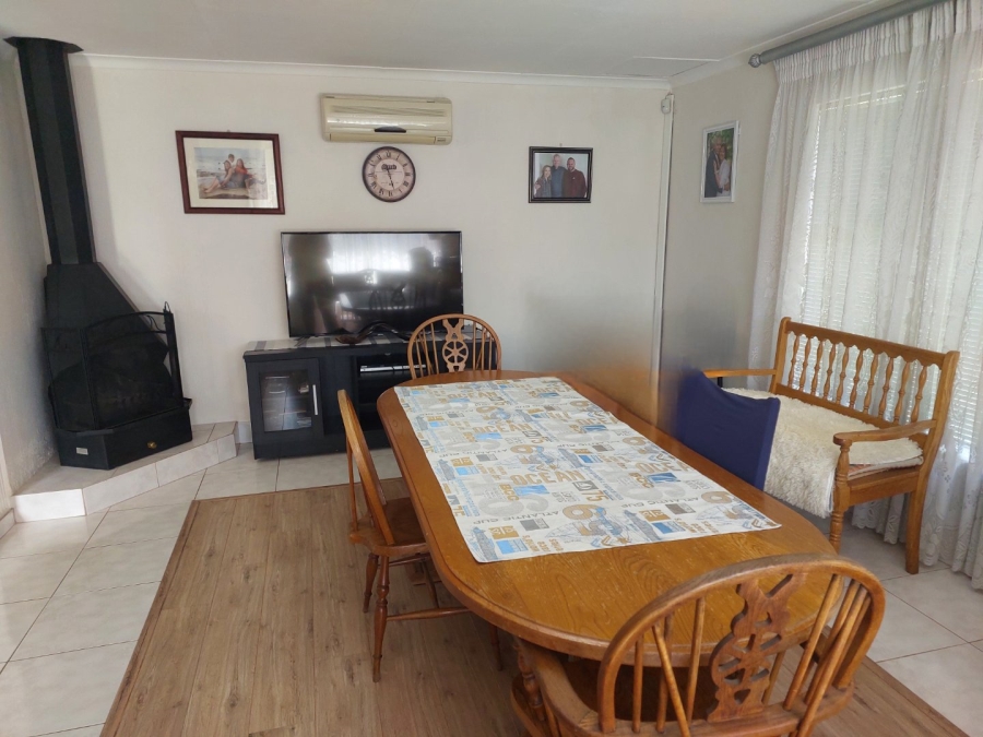2 Bedroom Property for Sale in Bartlett Gauteng