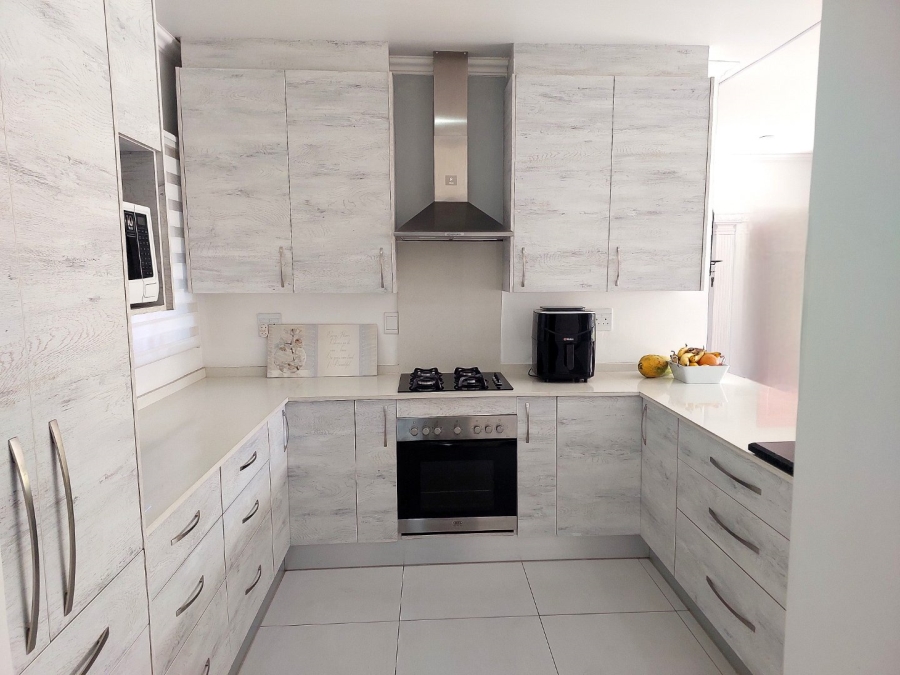 2 Bedroom Property for Sale in Bartlett Gauteng