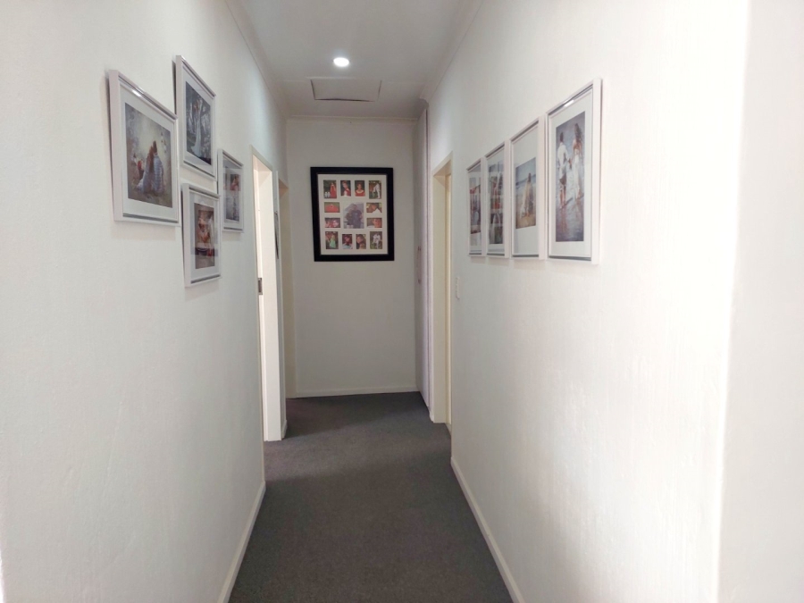 2 Bedroom Property for Sale in Bartlett Gauteng