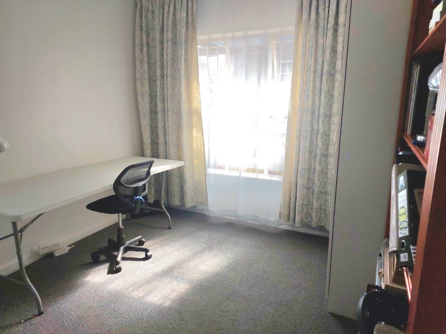 2 Bedroom Property for Sale in Bartlett Gauteng