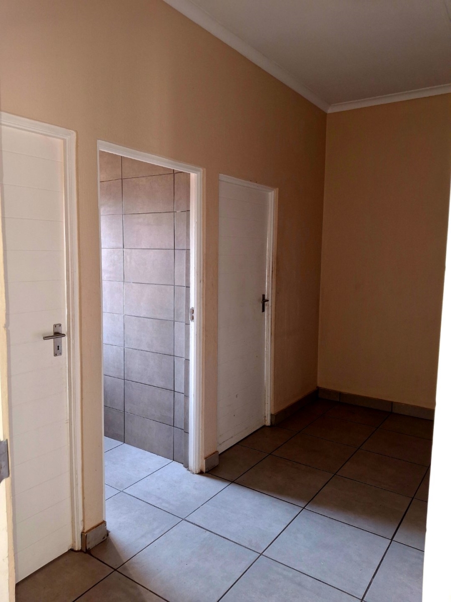 To Let 2 Bedroom Property for Rent in Pomona Gauteng