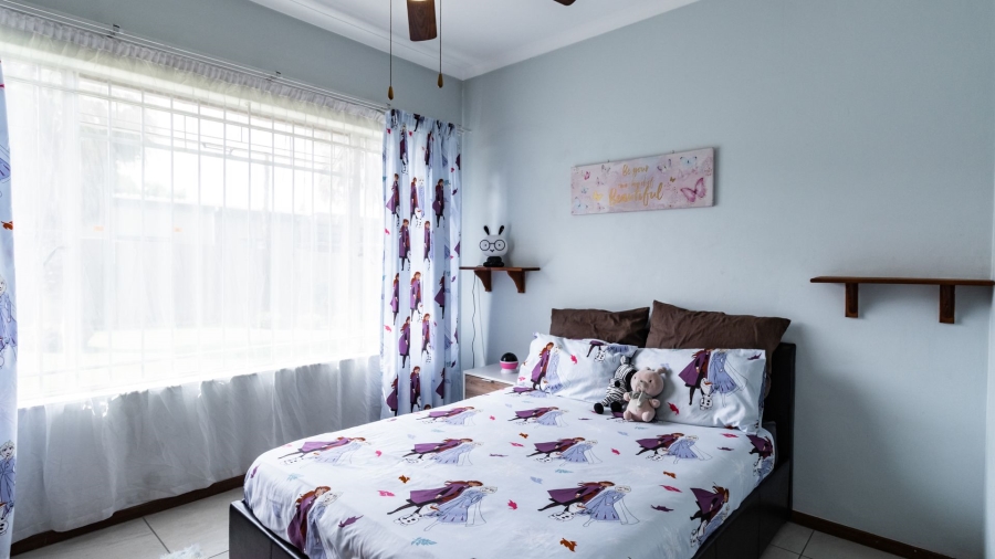 4 Bedroom Property for Sale in Zwartkop Gauteng