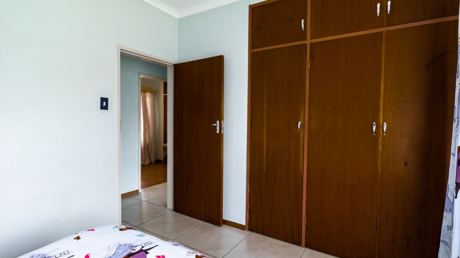 4 Bedroom Property for Sale in Zwartkop Gauteng