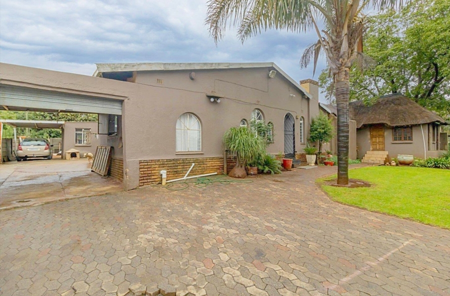 4 Bedroom Property for Sale in Dersley Gauteng