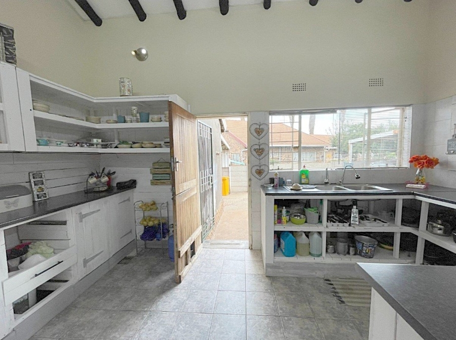 4 Bedroom Property for Sale in Dersley Gauteng