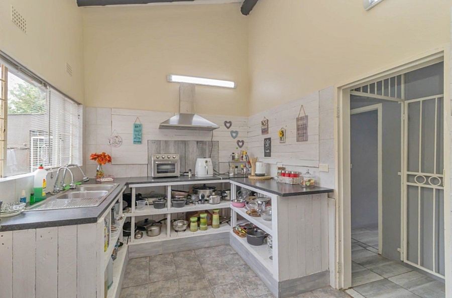 4 Bedroom Property for Sale in Dersley Gauteng
