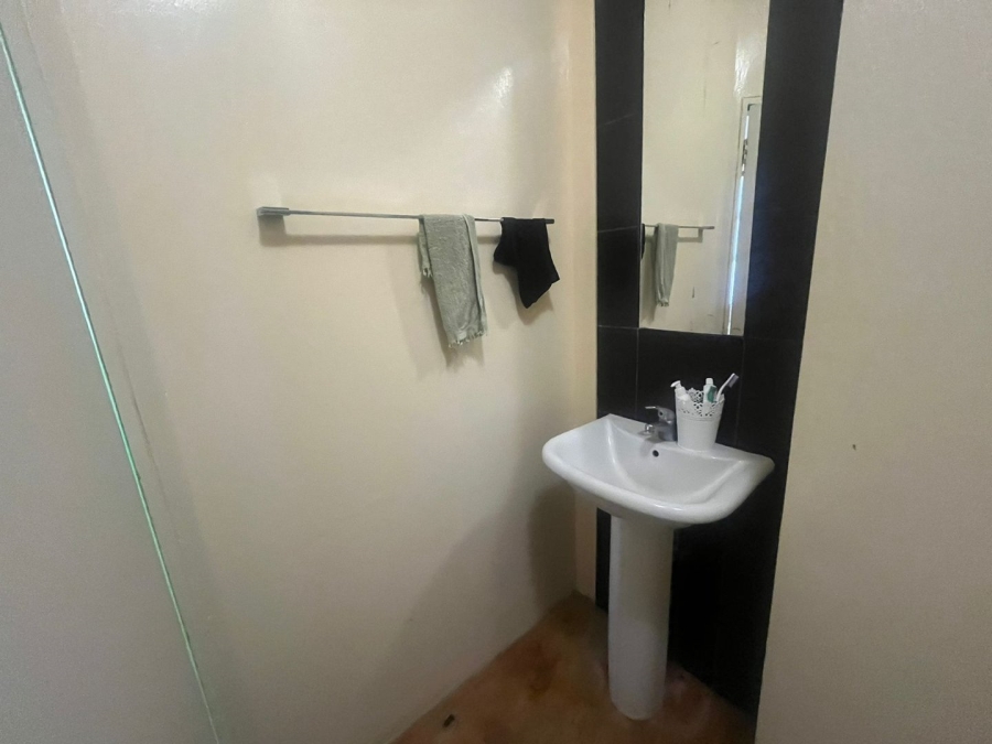 1 Bedroom Property for Sale in Hatfield Gauteng