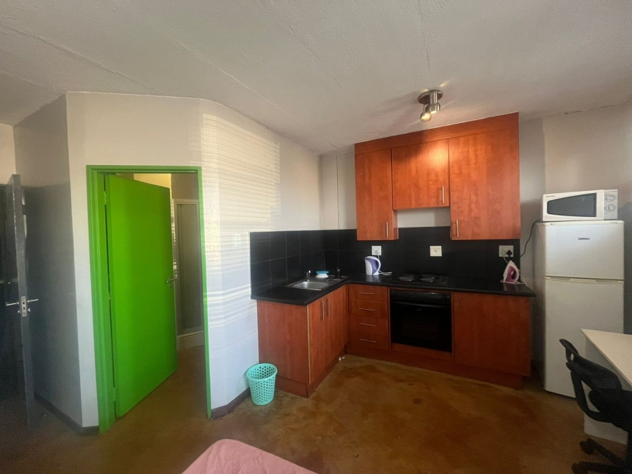 1 Bedroom Property for Sale in Hatfield Gauteng