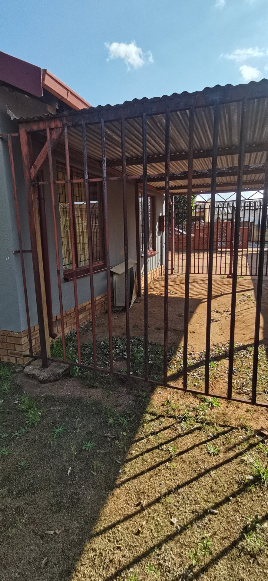 2 Bedroom Property for Sale in Soshanguve FF Gauteng