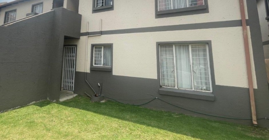 2 Bedroom Property for Sale in Parkrand Gauteng
