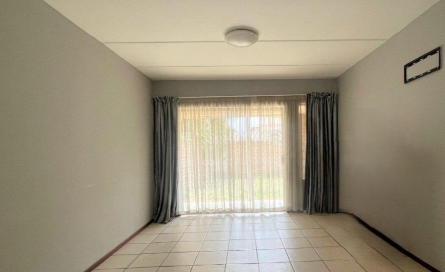 2 Bedroom Property for Sale in Parkrand Gauteng