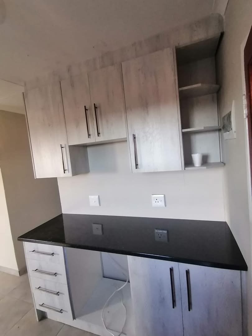  Bedroom Property for Sale in Crystal Park Gauteng