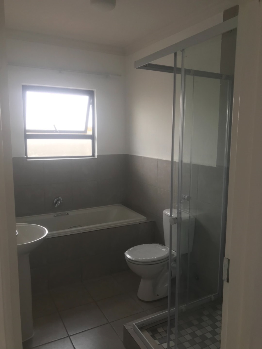 3 Bedroom Property for Sale in Dobsonville Gauteng