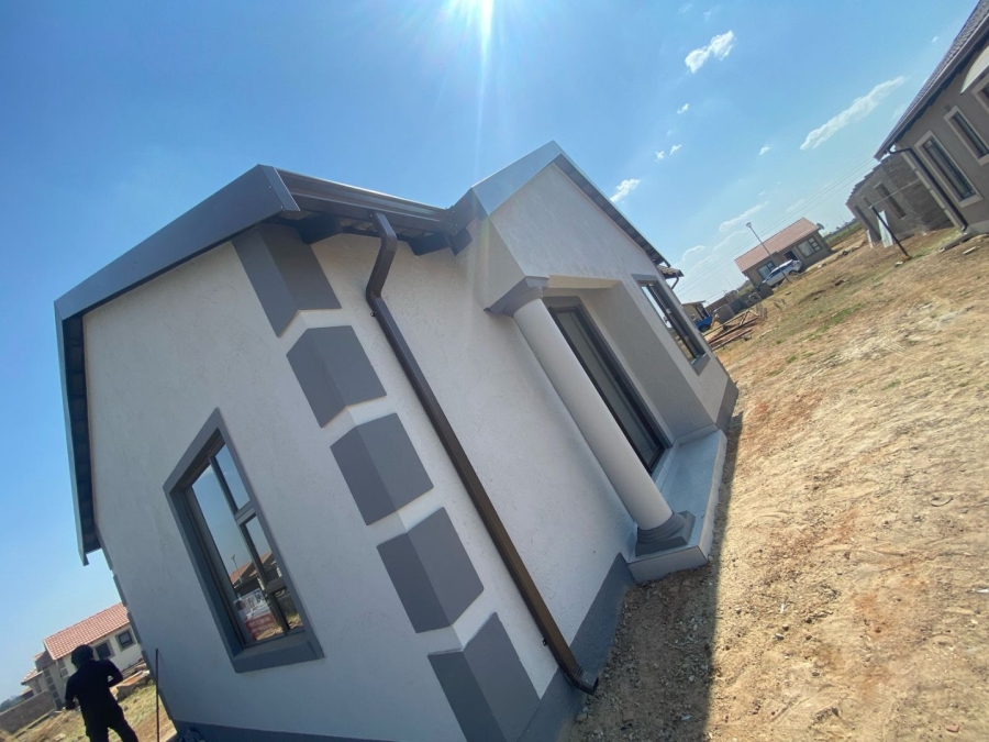  Bedroom Property for Sale in Dersley Gauteng