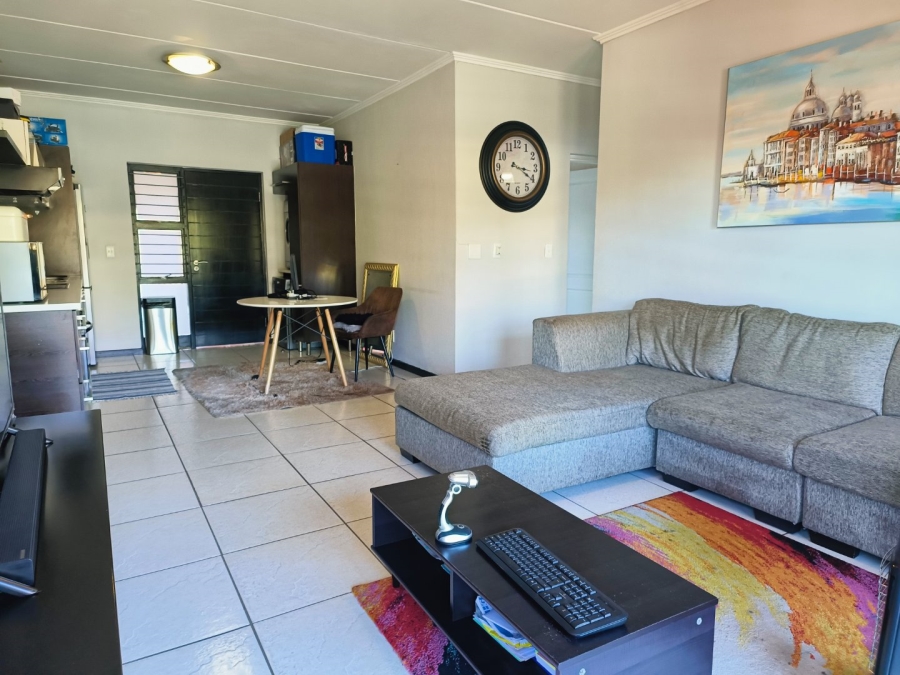 2 Bedroom Property for Sale in Douglasdale Gauteng