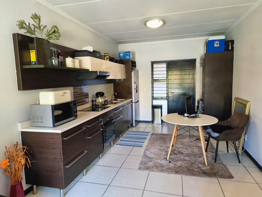 2 Bedroom Property for Sale in Douglasdale Gauteng