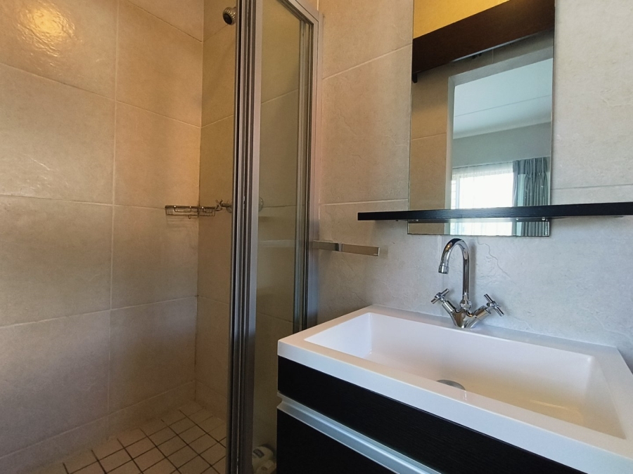 2 Bedroom Property for Sale in Douglasdale Gauteng