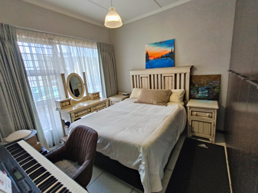 2 Bedroom Property for Sale in Douglasdale Gauteng