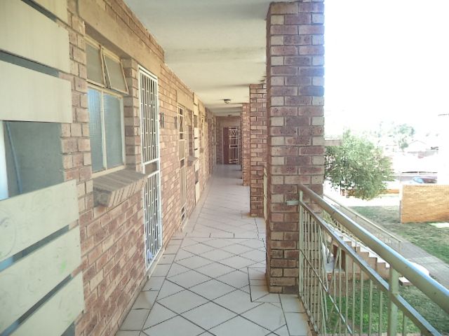 To Let 1 Bedroom Property for Rent in Wonderpark Estate Gauteng