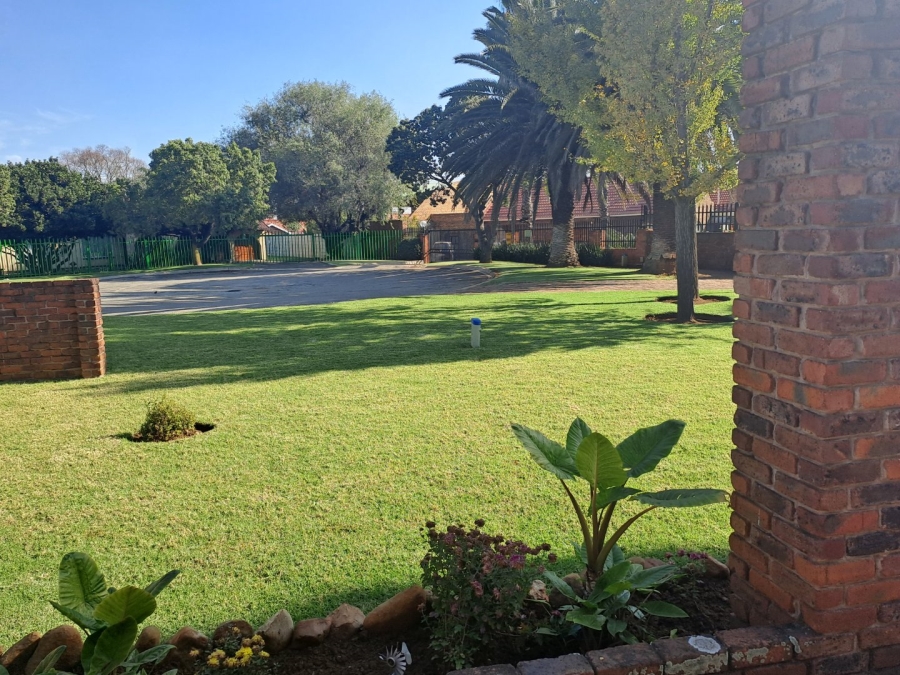 To Let 4 Bedroom Property for Rent in Witfield Gauteng