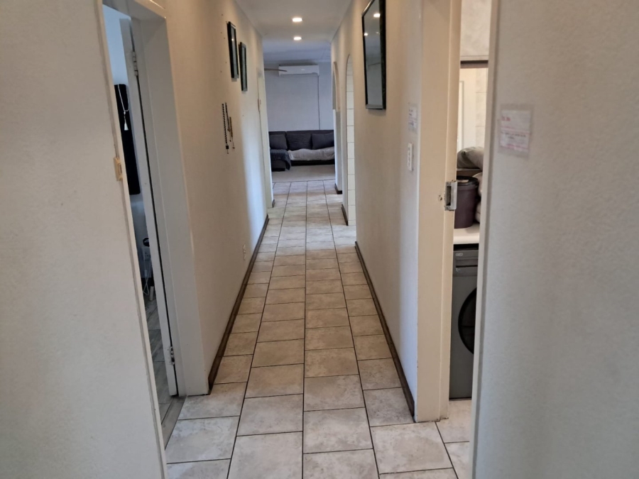 To Let 4 Bedroom Property for Rent in Witfield Gauteng