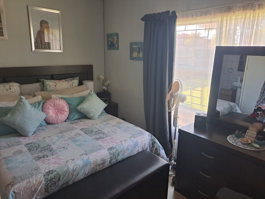 To Let 4 Bedroom Property for Rent in Witfield Gauteng