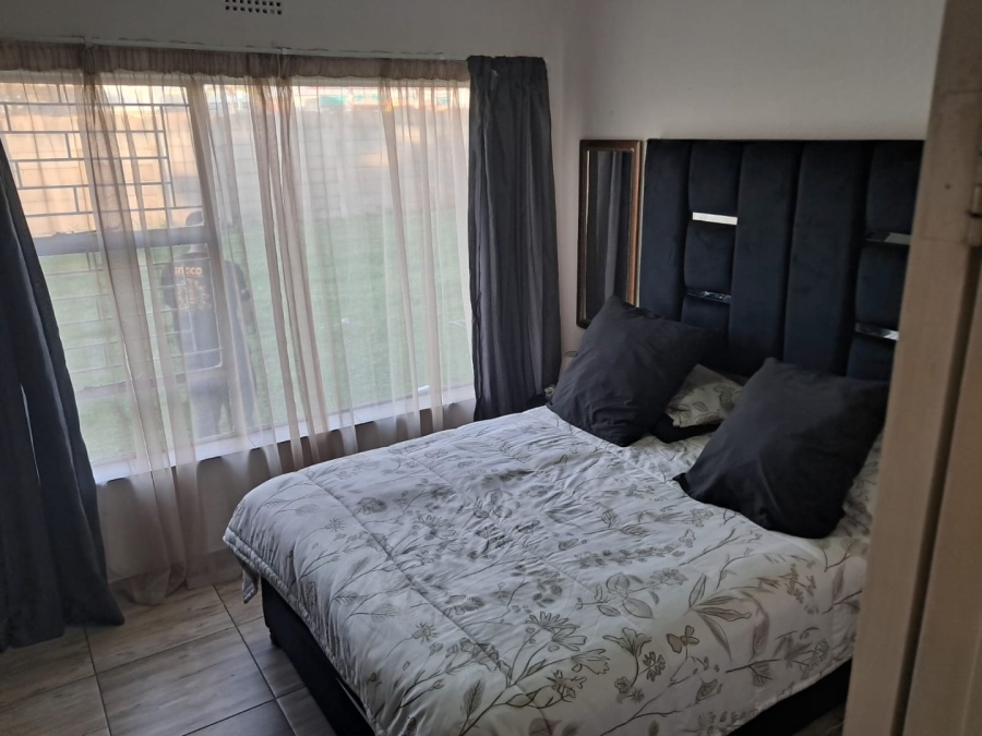 To Let 4 Bedroom Property for Rent in Witfield Gauteng