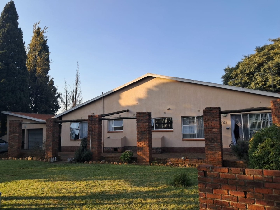 To Let 4 Bedroom Property for Rent in Witfield Gauteng