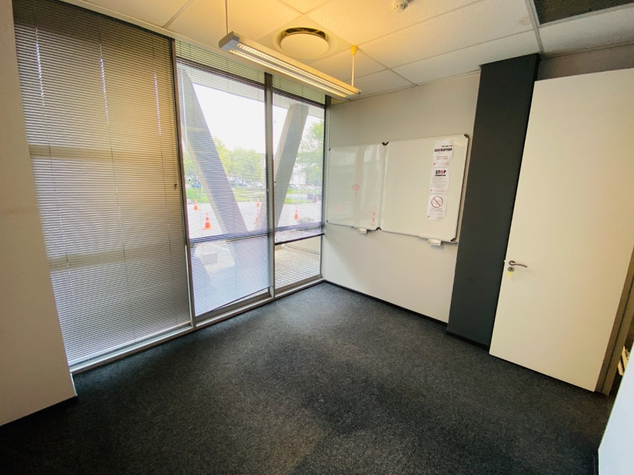 To Let commercial Property for Rent in Fourways Gauteng