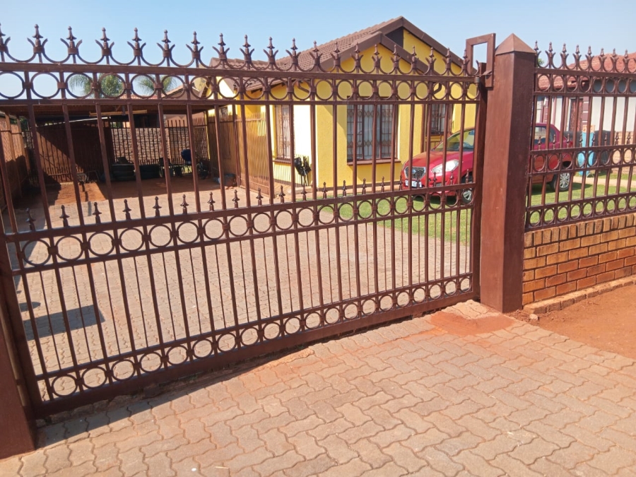 3 Bedroom Property for Sale in The Orchards Gauteng