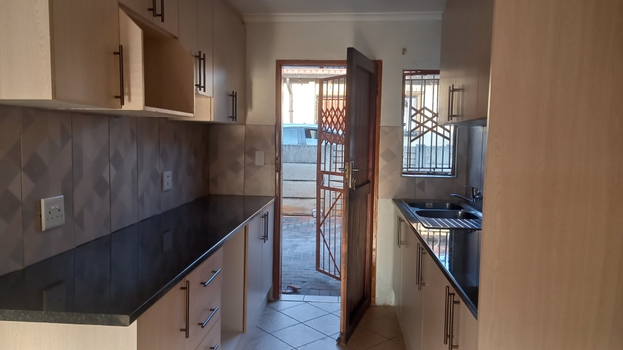 3 Bedroom Property for Sale in The Orchards Gauteng
