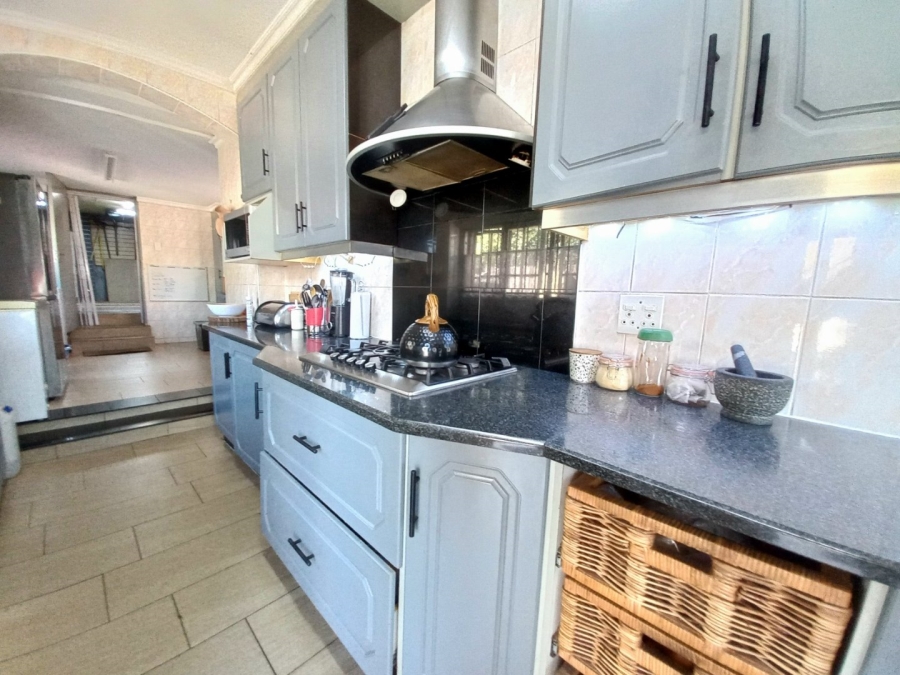4 Bedroom Property for Sale in Primrose Hill Gauteng