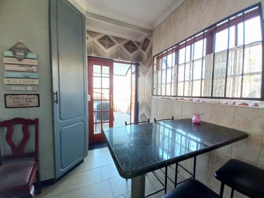4 Bedroom Property for Sale in Primrose Hill Gauteng
