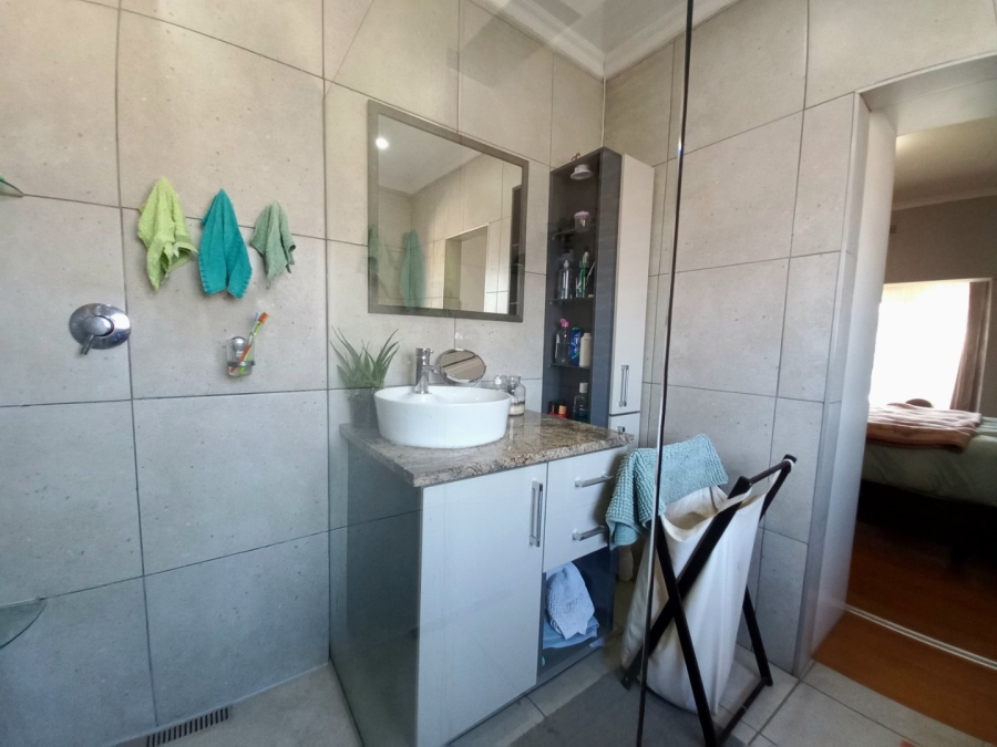 4 Bedroom Property for Sale in Primrose Hill Gauteng