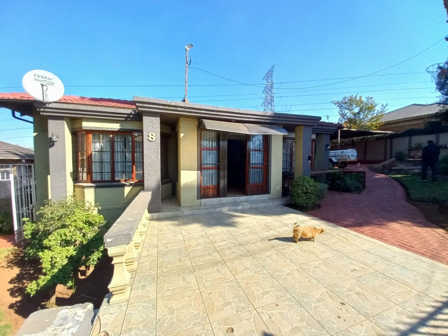 4 Bedroom Property for Sale in Primrose Hill Gauteng