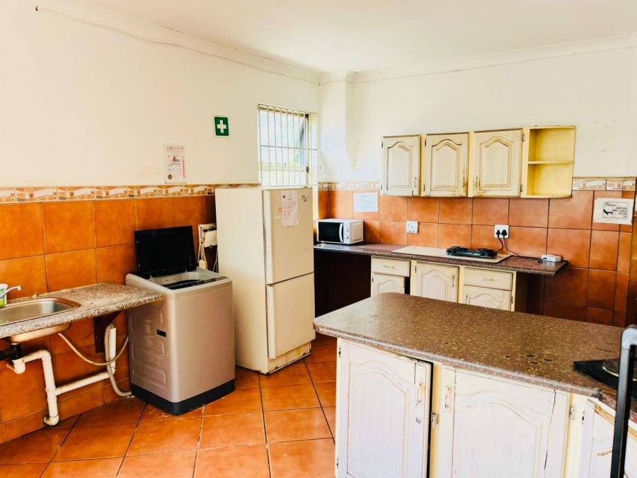 10 Bedroom Property for Sale in Melville Gauteng