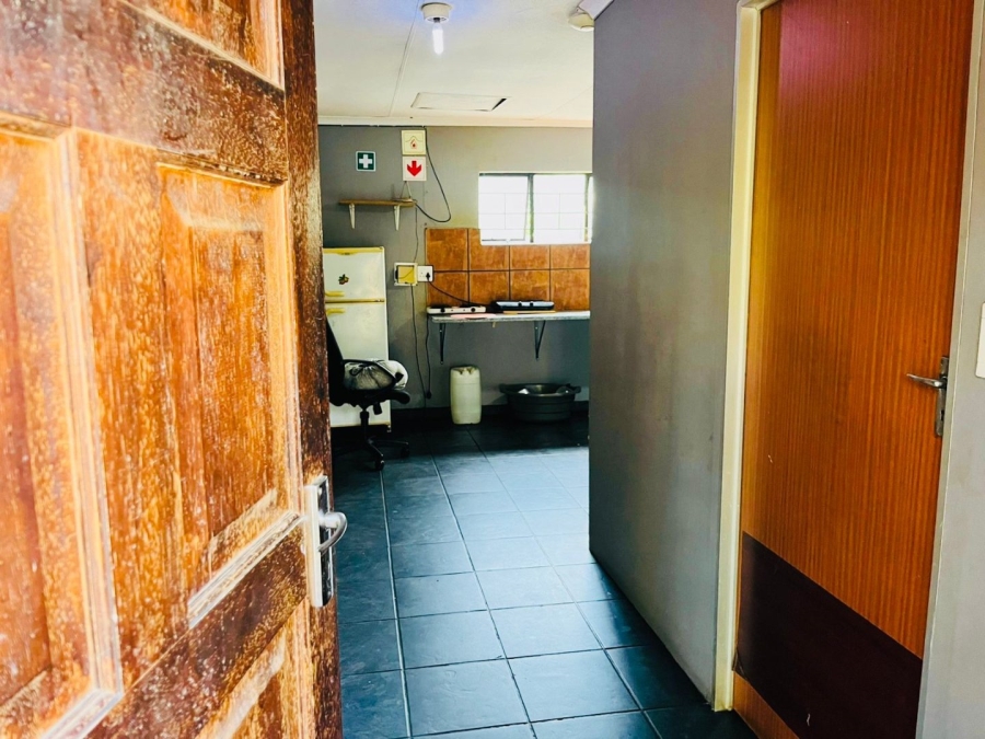 10 Bedroom Property for Sale in Melville Gauteng