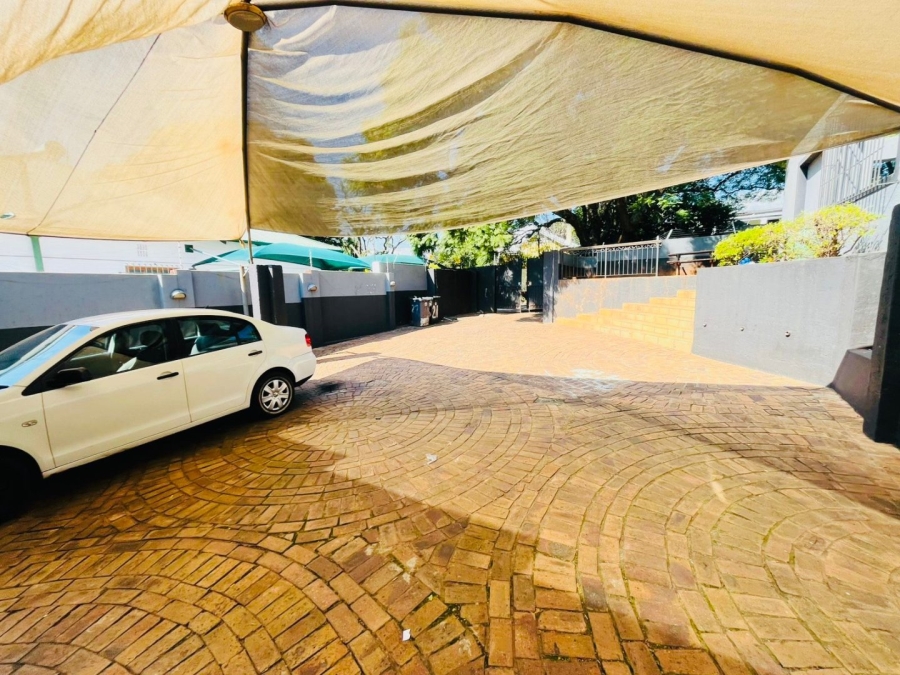 10 Bedroom Property for Sale in Melville Gauteng