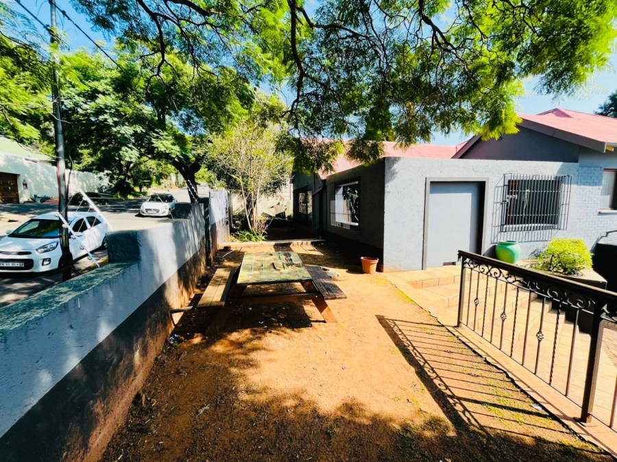 10 Bedroom Property for Sale in Melville Gauteng