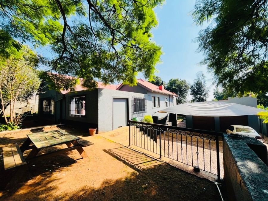 10 Bedroom Property for Sale in Melville Gauteng